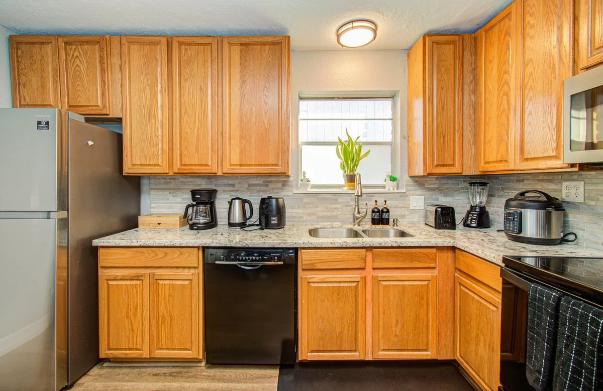 Sleeps 16+ | Game Room + 75” TV | Fire Pit + BBQ #26