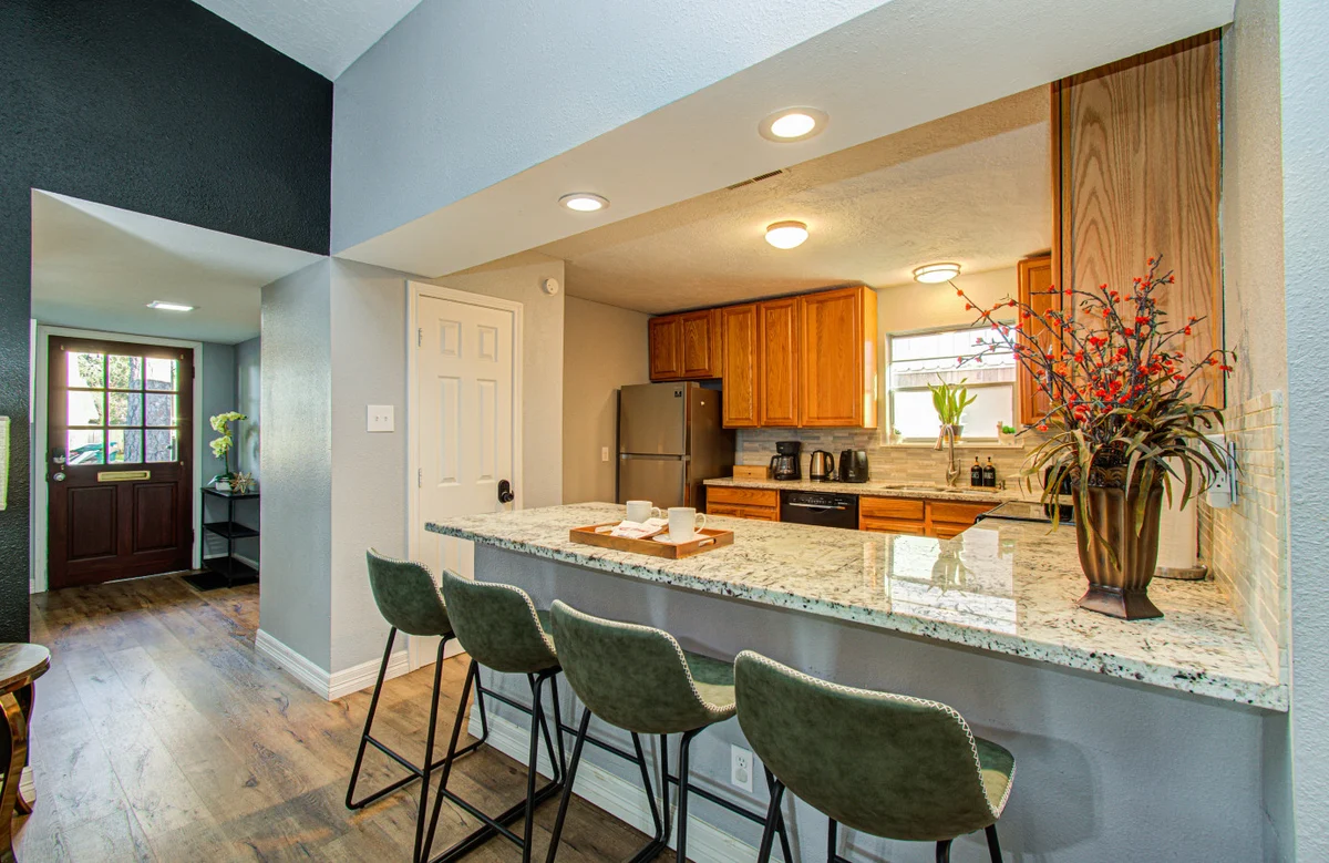 Sleeps 16+ | Game Room + 75” TV | Fire Pit + BBQ #56