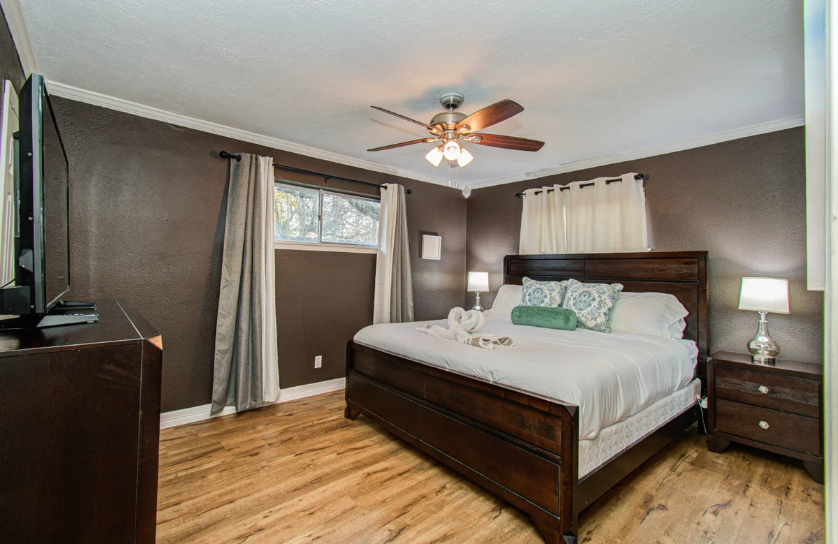 Sleeps 16+ | Game Room + 75” TV | Fire Pit + BBQ #35