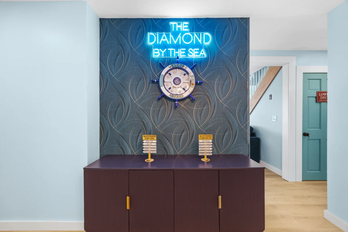Diamond by the Sea #314