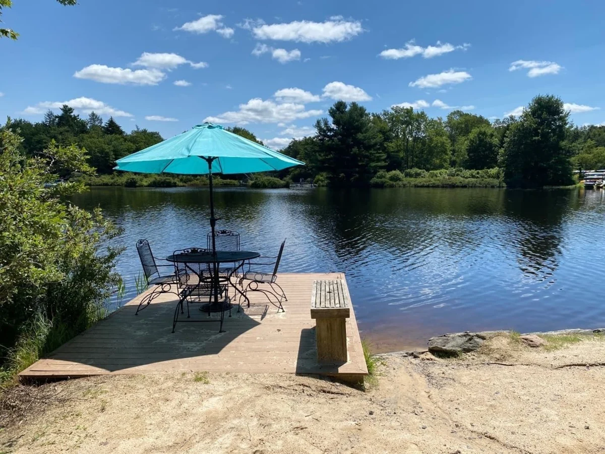 LAKESIDE ON LAKE NAOMI - boats, hot tub, beach, dock. Dogs OK #2