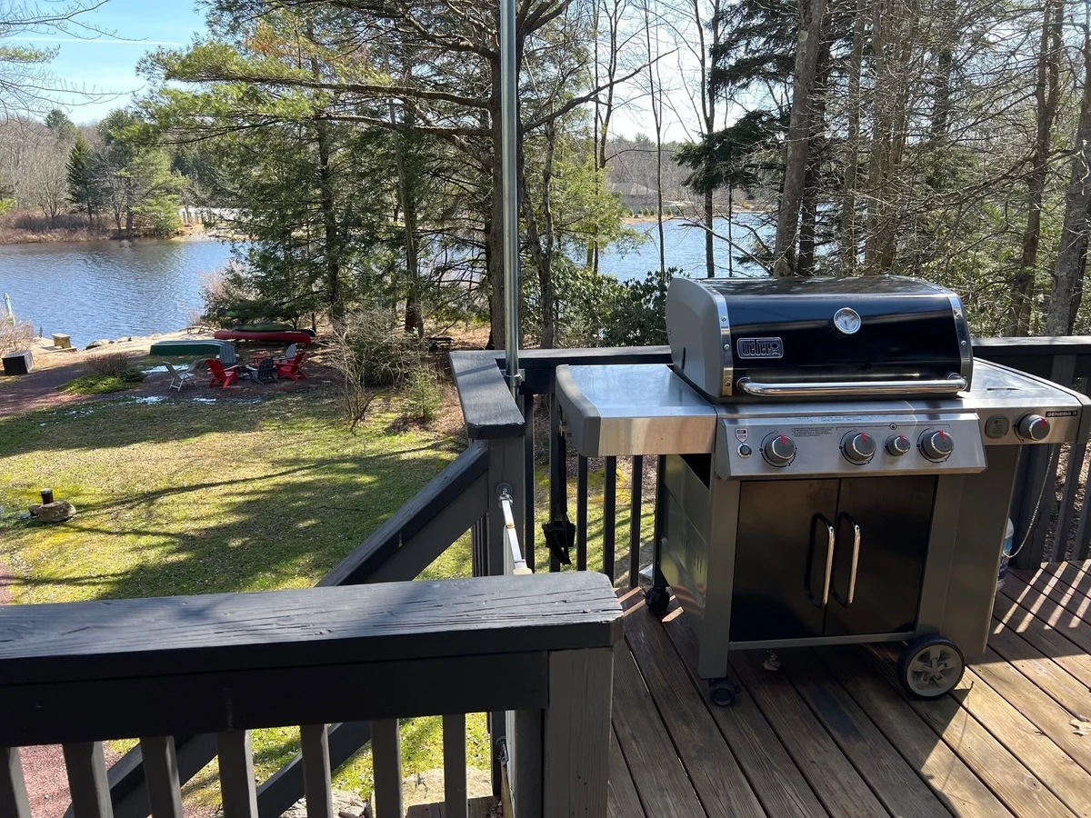 LAKESIDE ON LAKE NAOMI - boats, hot tub, beach, dock. Dogs OK #22
