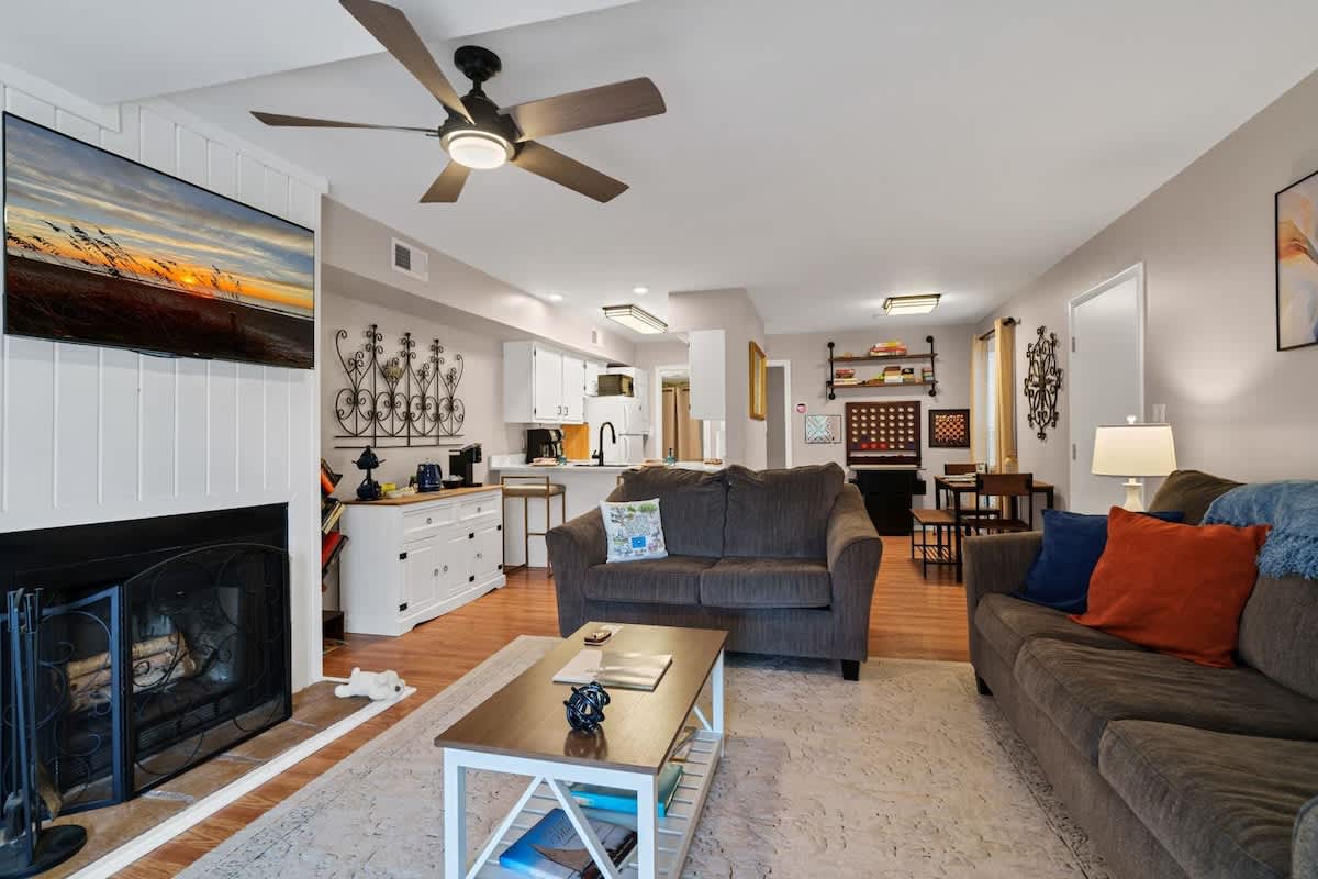 Apartment in Edisto Island property photo 4