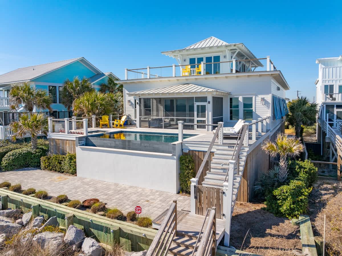 Home in Folly Beach property photo 2