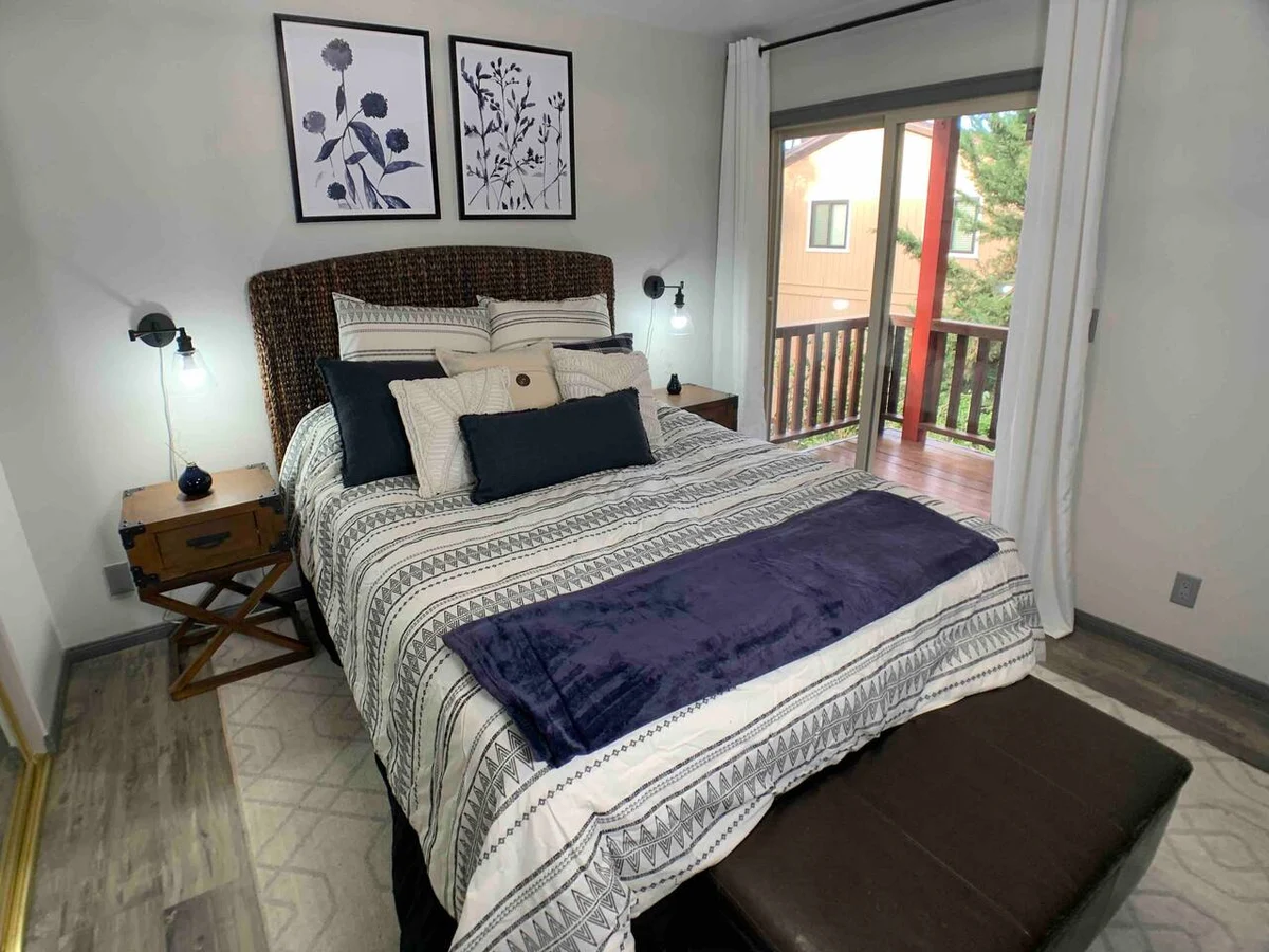Mapleleaf Manor- Spa, close to Village/Lake #44