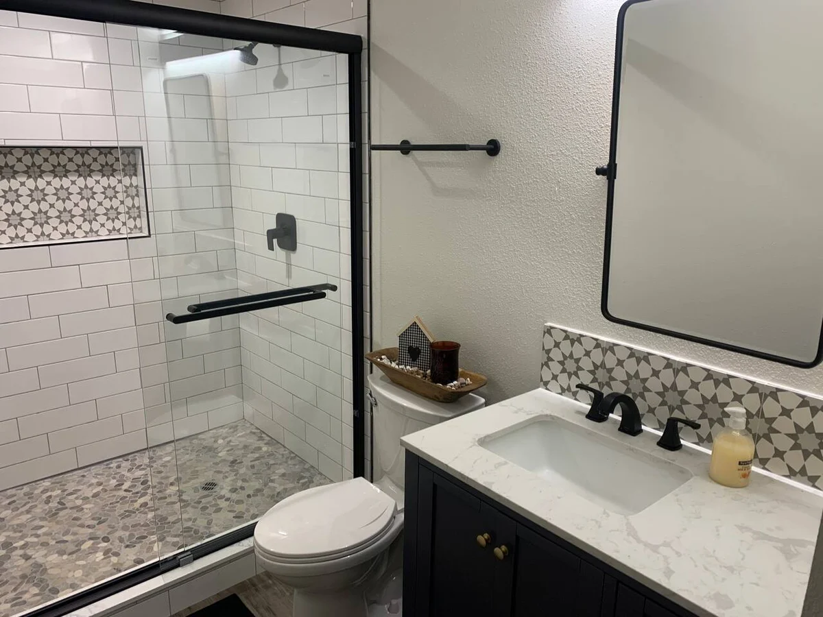 Mapleleaf Manor- Spa, close to Village/Lake #29