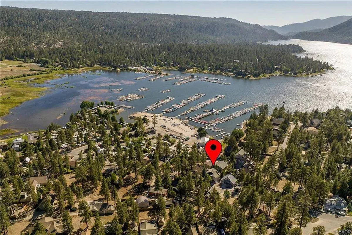 Mapleleaf Manor- Spa, close to Village/Lake #101