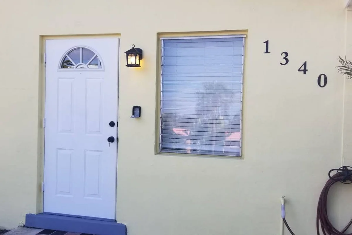 Home in Deerfield Beach property photo 2