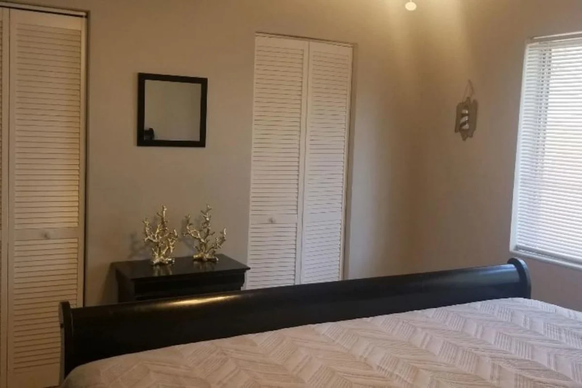 Bedroom 2 image 1