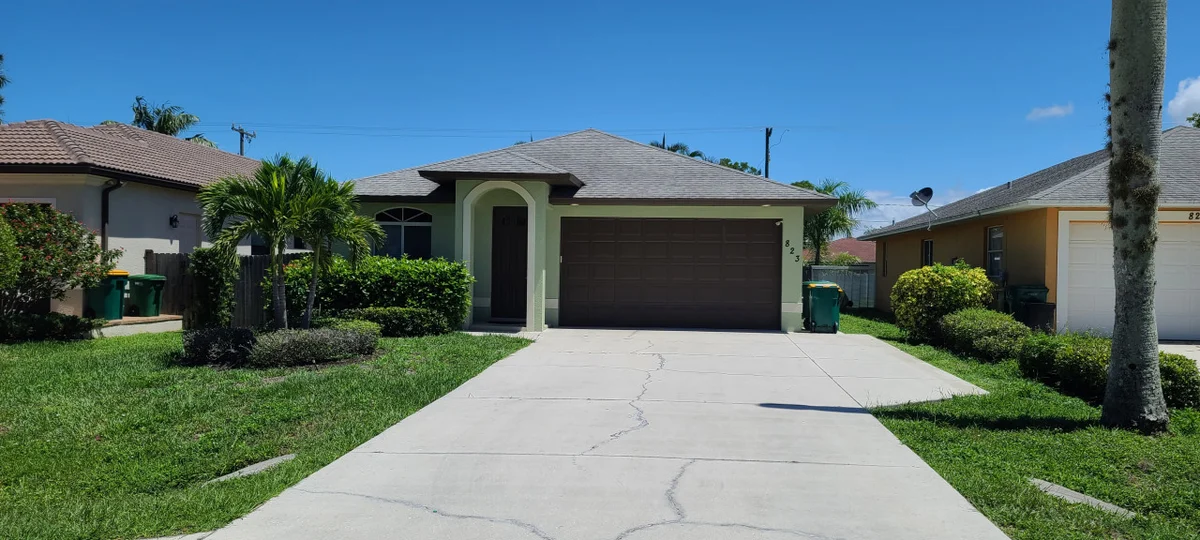 Home in Naples property photo 4