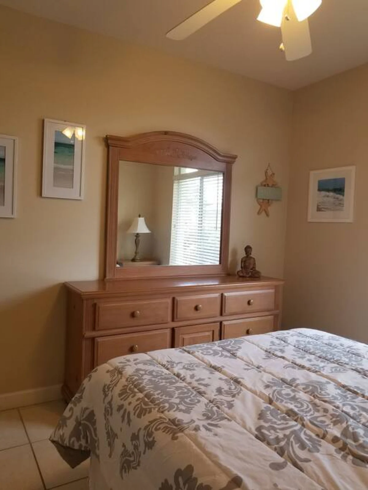 Bedroom 1 image 1