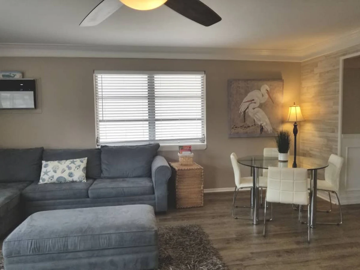 Home in Pompano Beach property photo 4