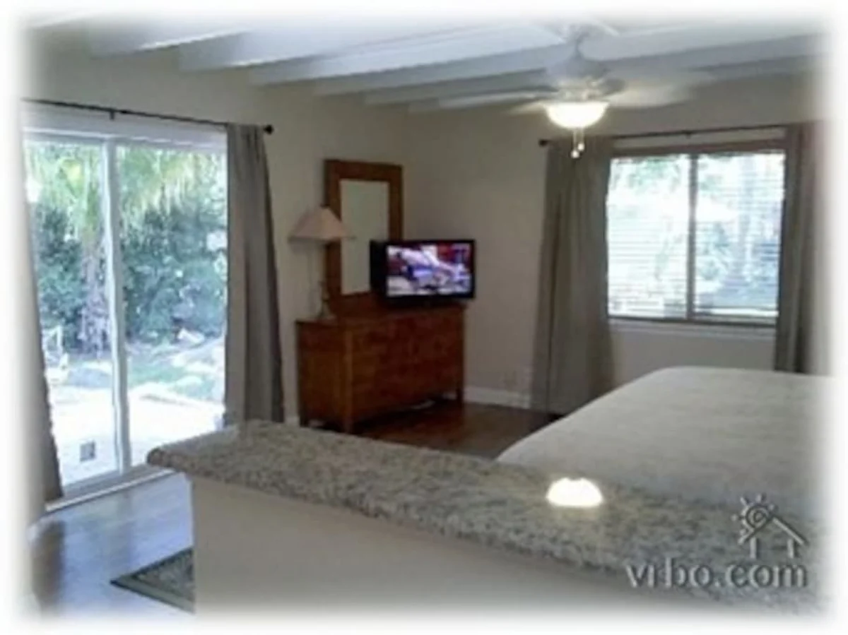 Bedroom 3 image 1