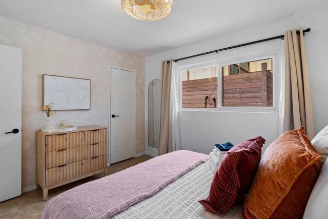 BEDROOM image 1