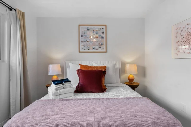 BEDROOM image 1