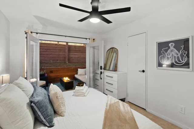 BEDROOM image 1