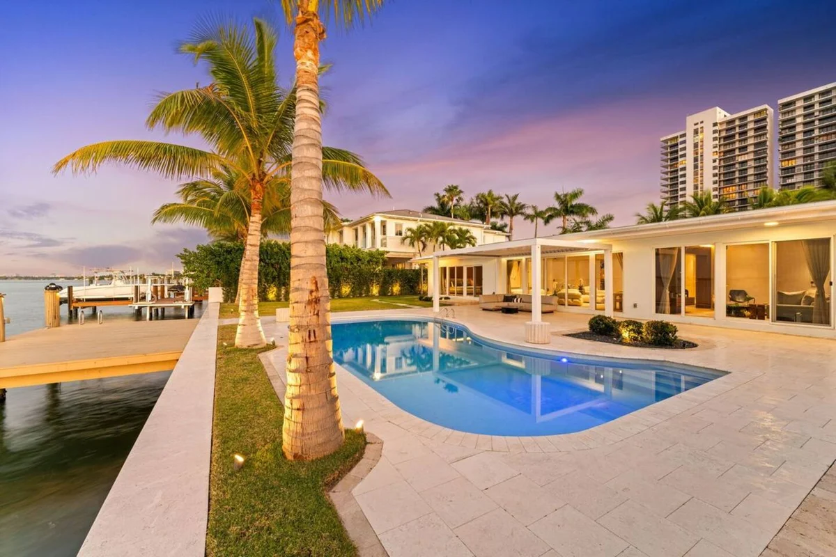 Miami Waterfront Villa w/ Pool, Spa & Sunset Views #24
