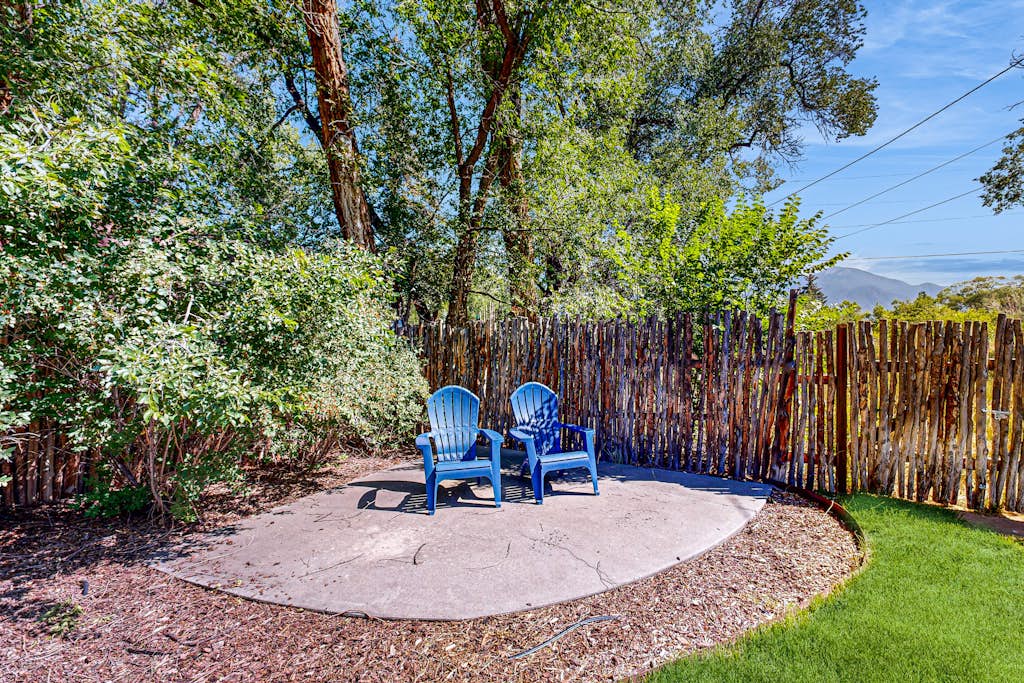Casa Raya Taos property photo 2