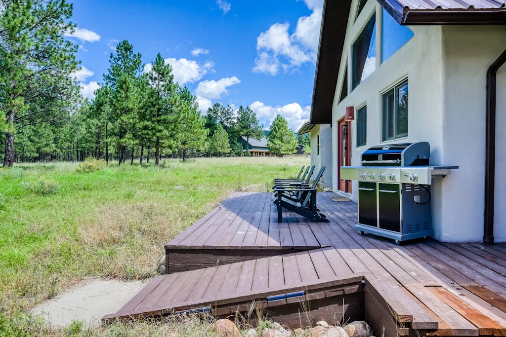 Merz Mountain Hideaway property photo 2