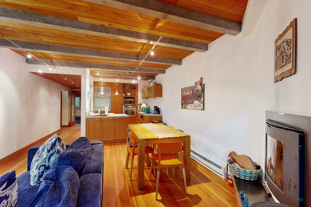 Modern Mountain Escape property photo 5