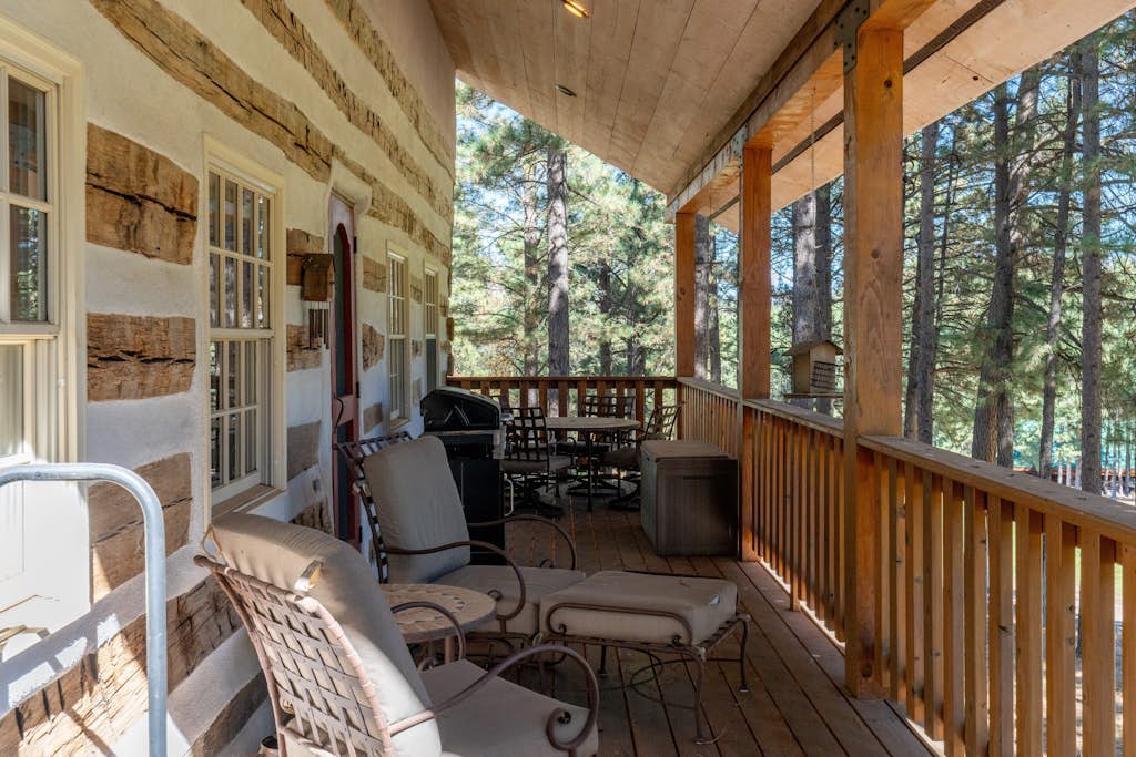 Old World Charm property photo 5