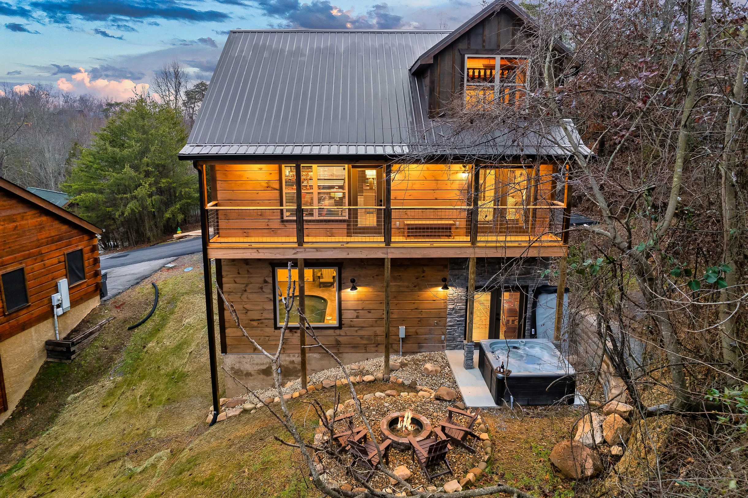Rustic Ridge Cabin - 320 Silver Stone Way #49