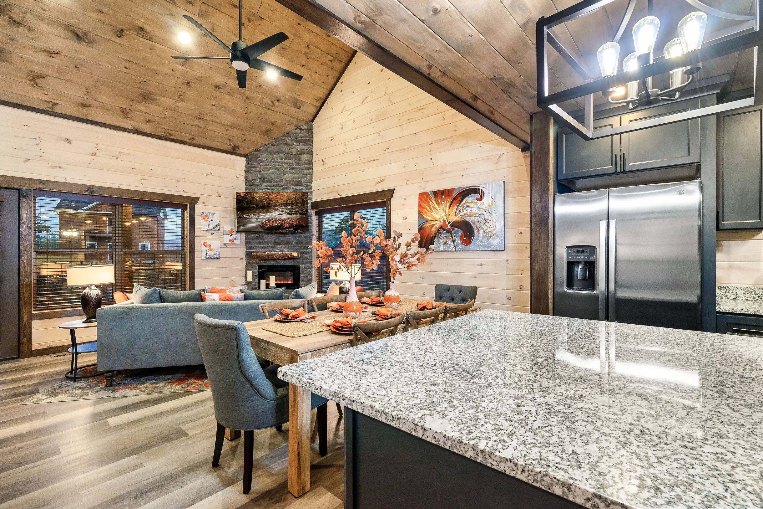 Rustic Ridge Cabin - 320 Silver Stone Way #33