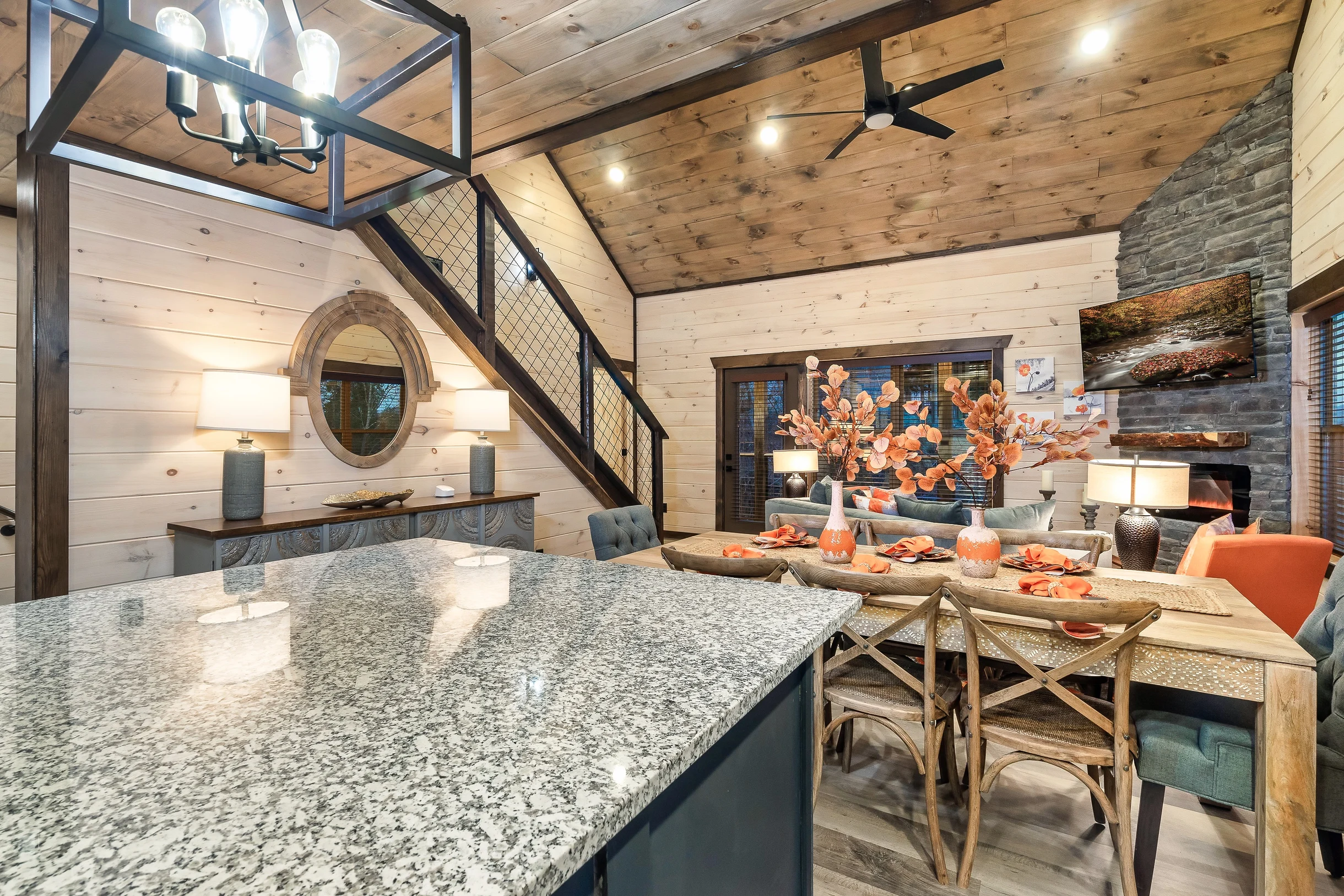 Rustic Ridge Cabin - 320 Silver Stone Way #18