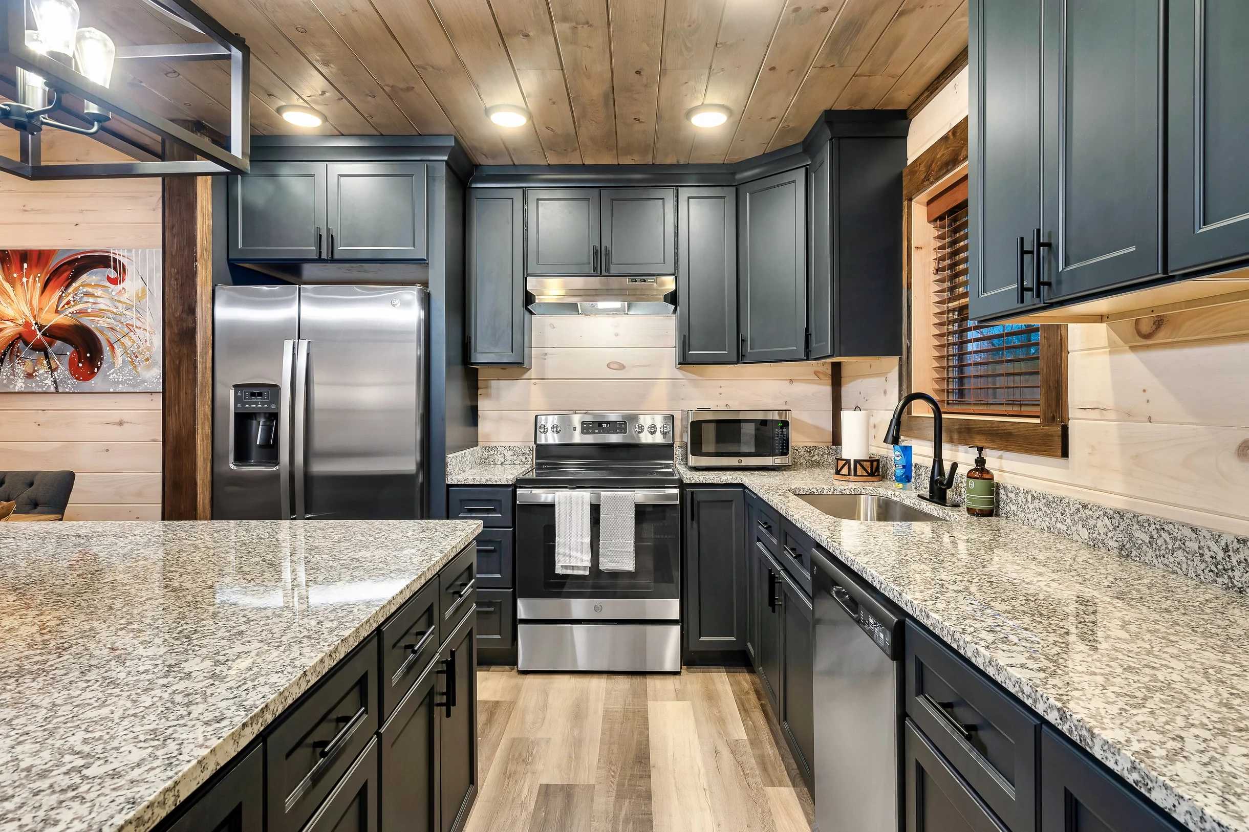 Rustic Ridge Cabin - 320 Silver Stone Way #51