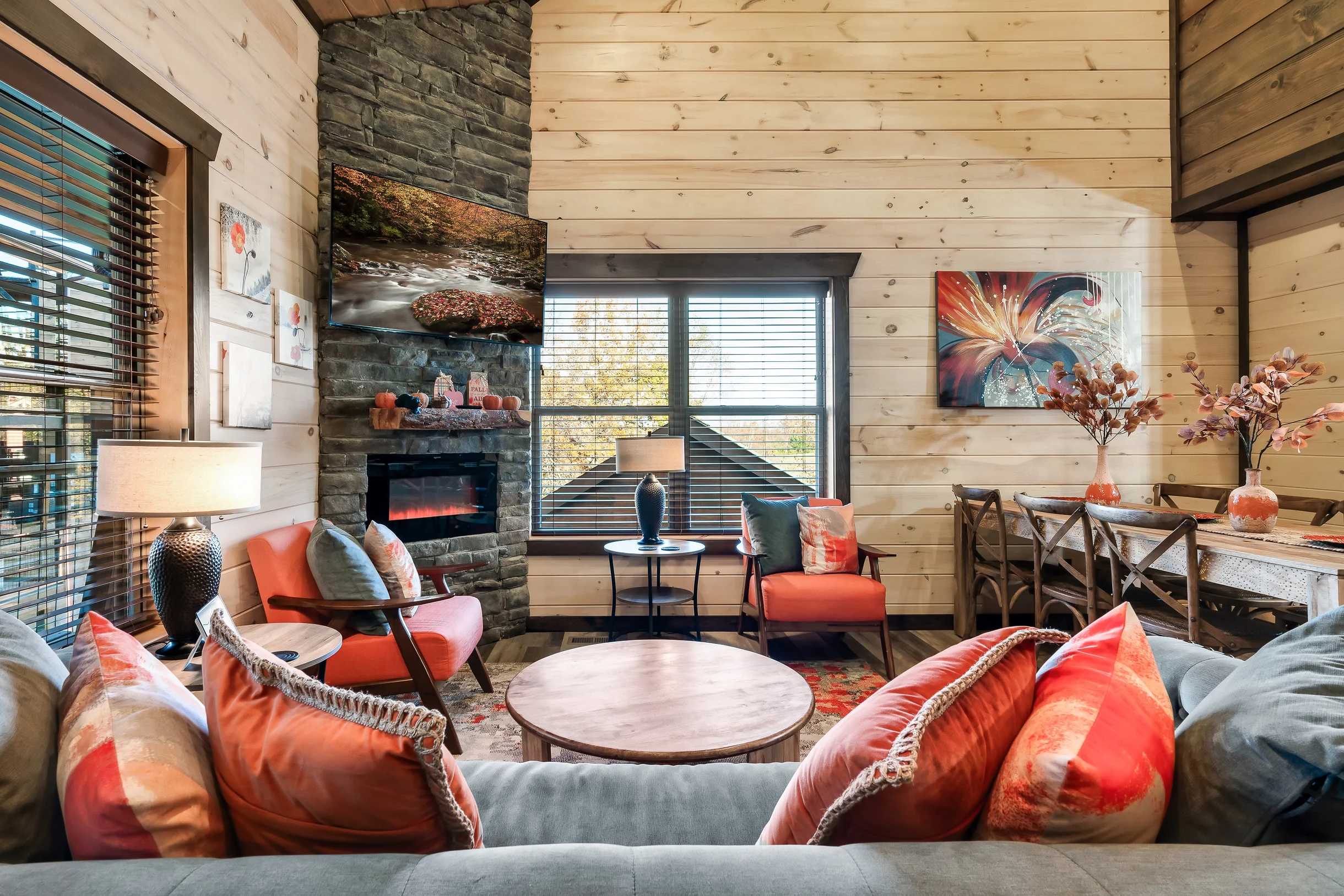 Rustic Ridge Cabin - 320 Silver Stone Way #23