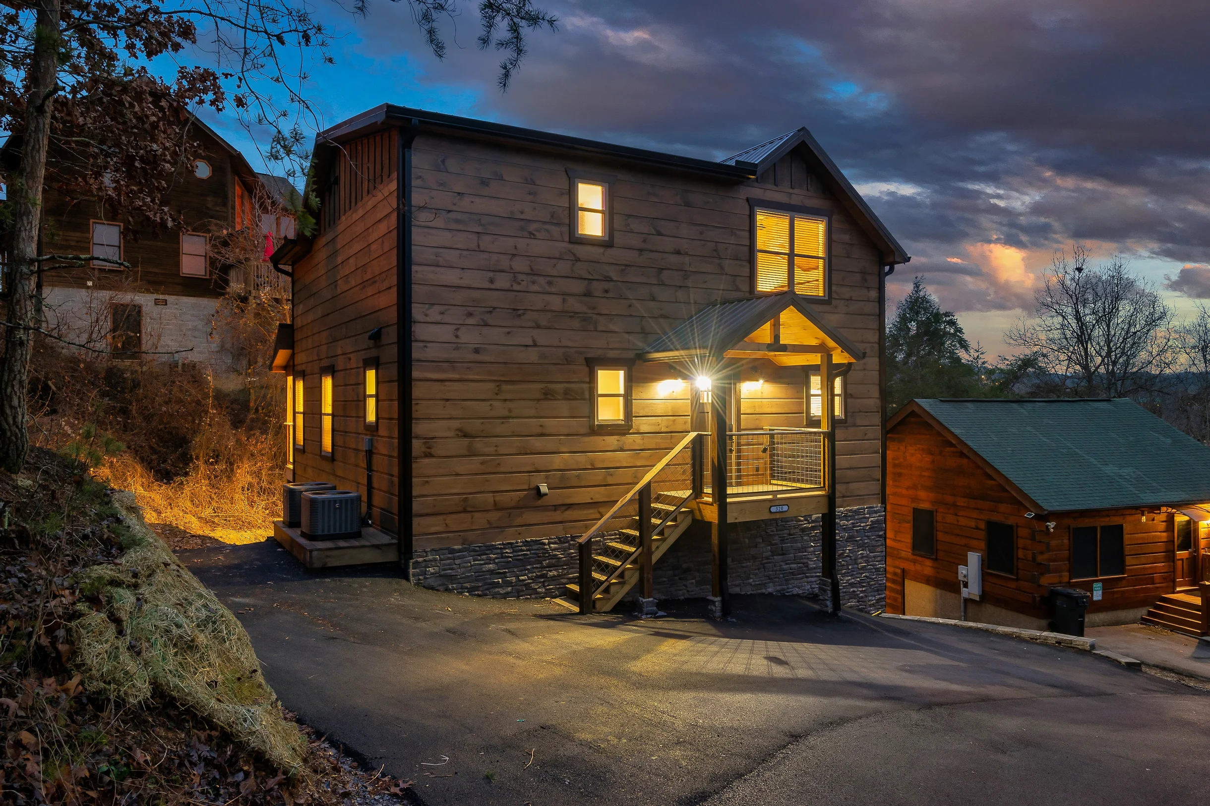 Rustic Ridge Cabin - 320 Silver Stone Way #43