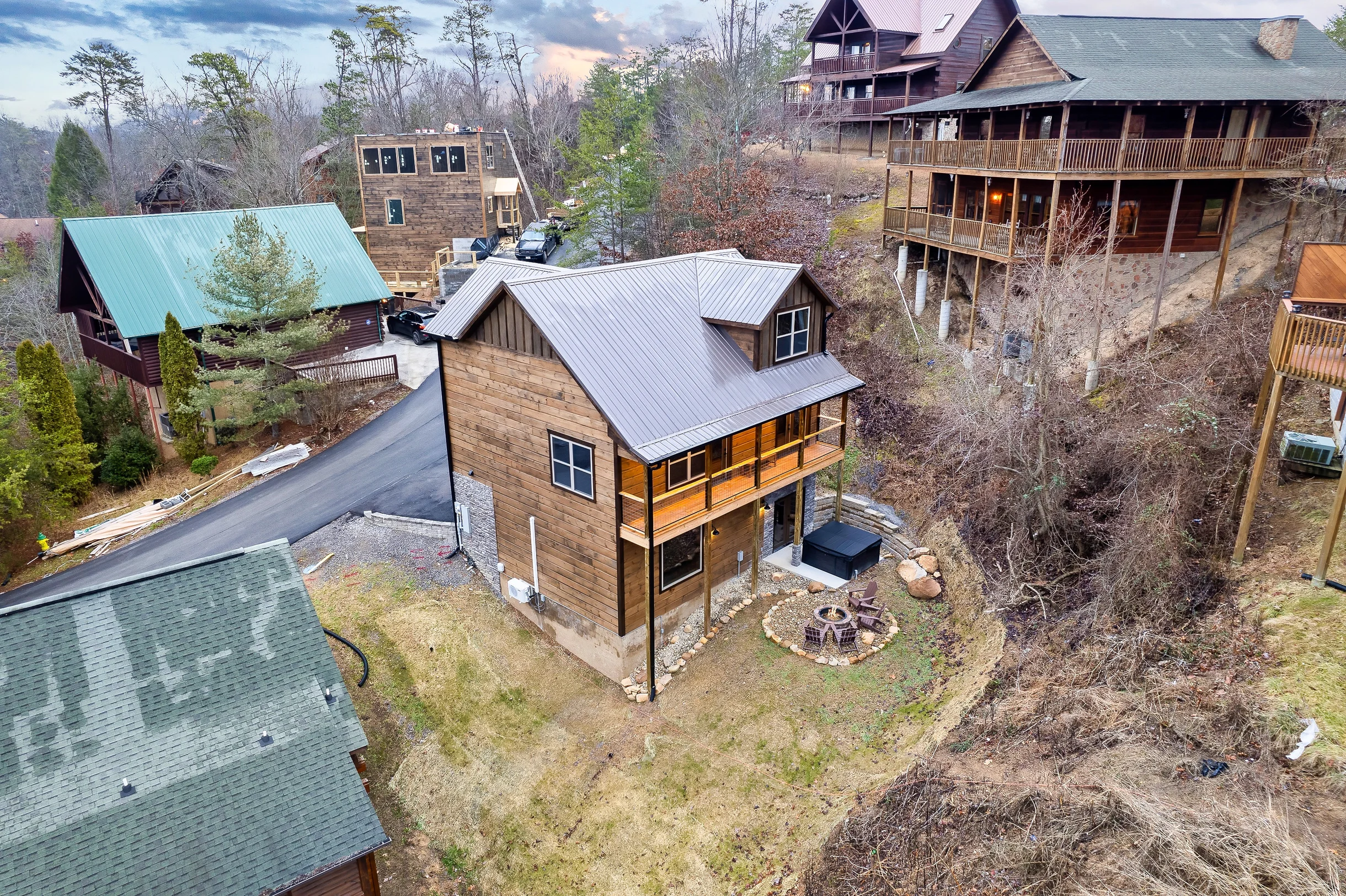 Rustic Ridge Cabin - 320 Silver Stone Way #48