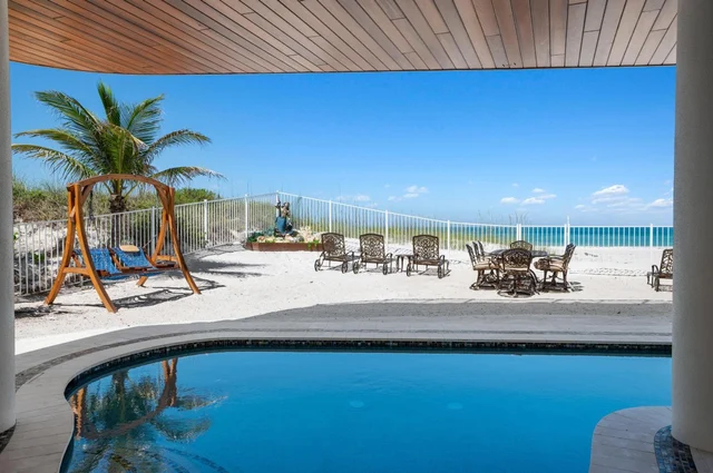 Anna Maria Wave #62