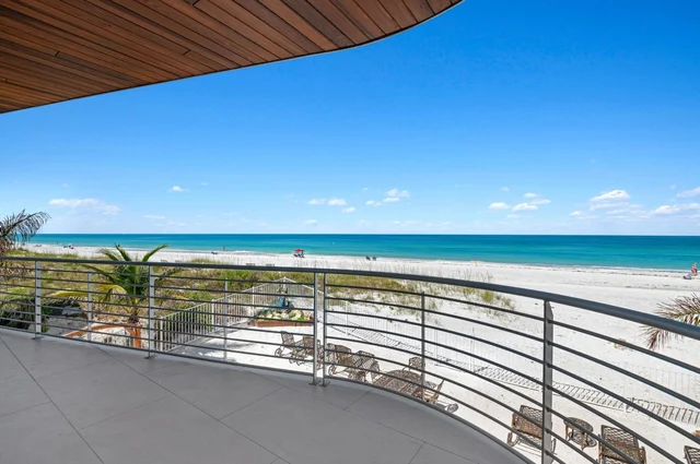 Anna Maria Wave #92