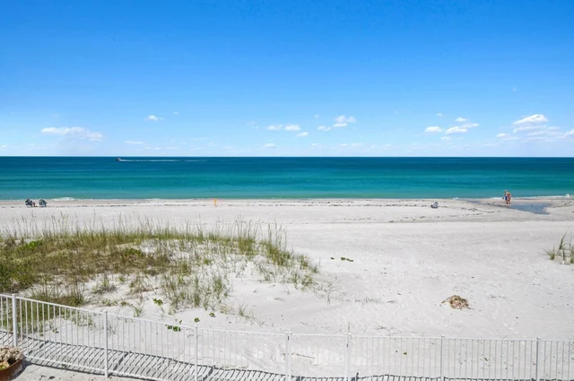 Anna Maria Wave #37