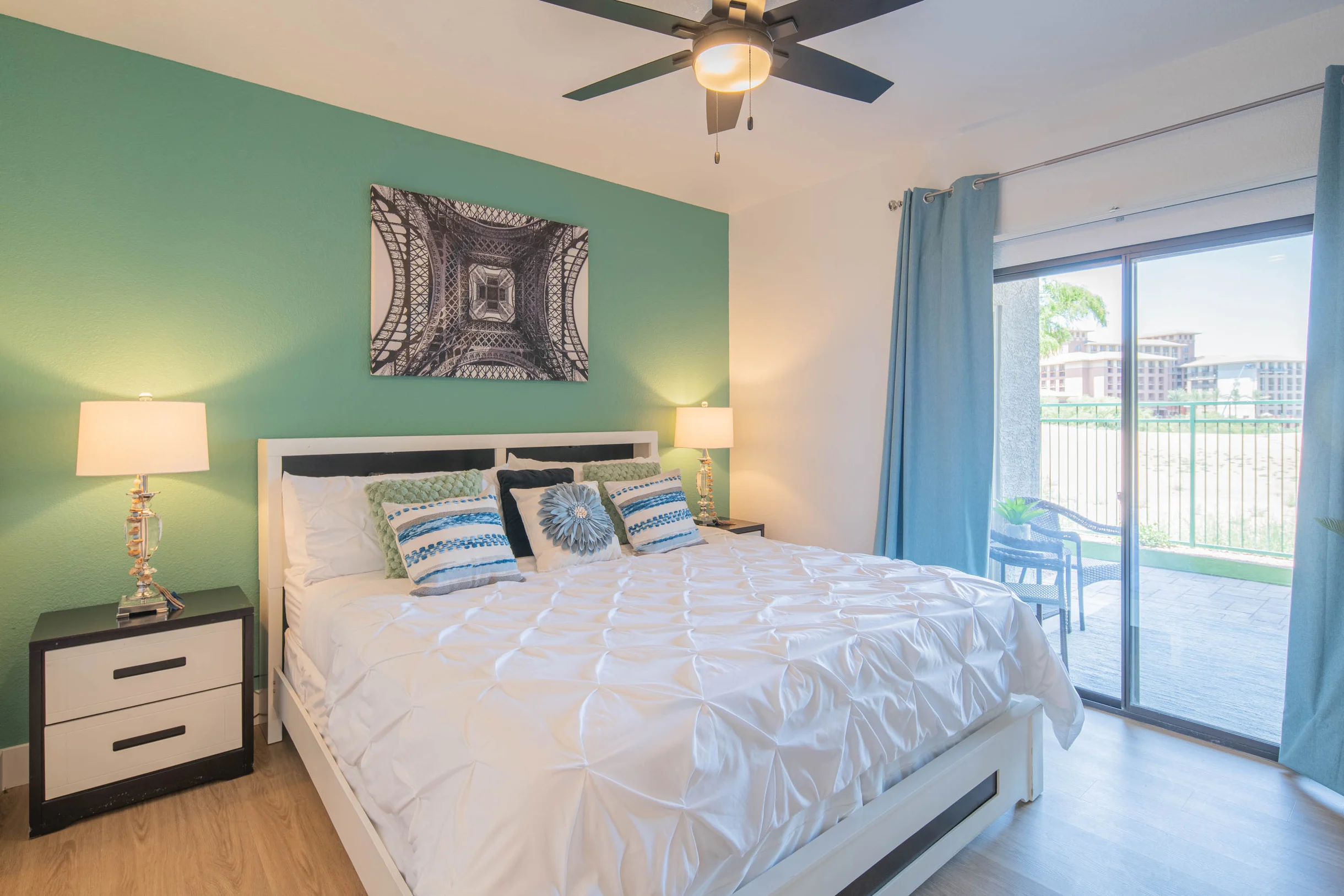 Condo in Scottsdale property photo 1