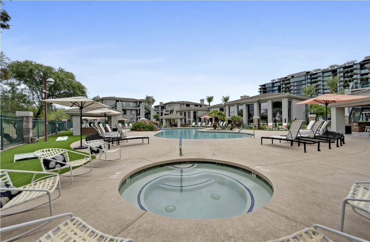 Condo in Scottsdale property photo 4