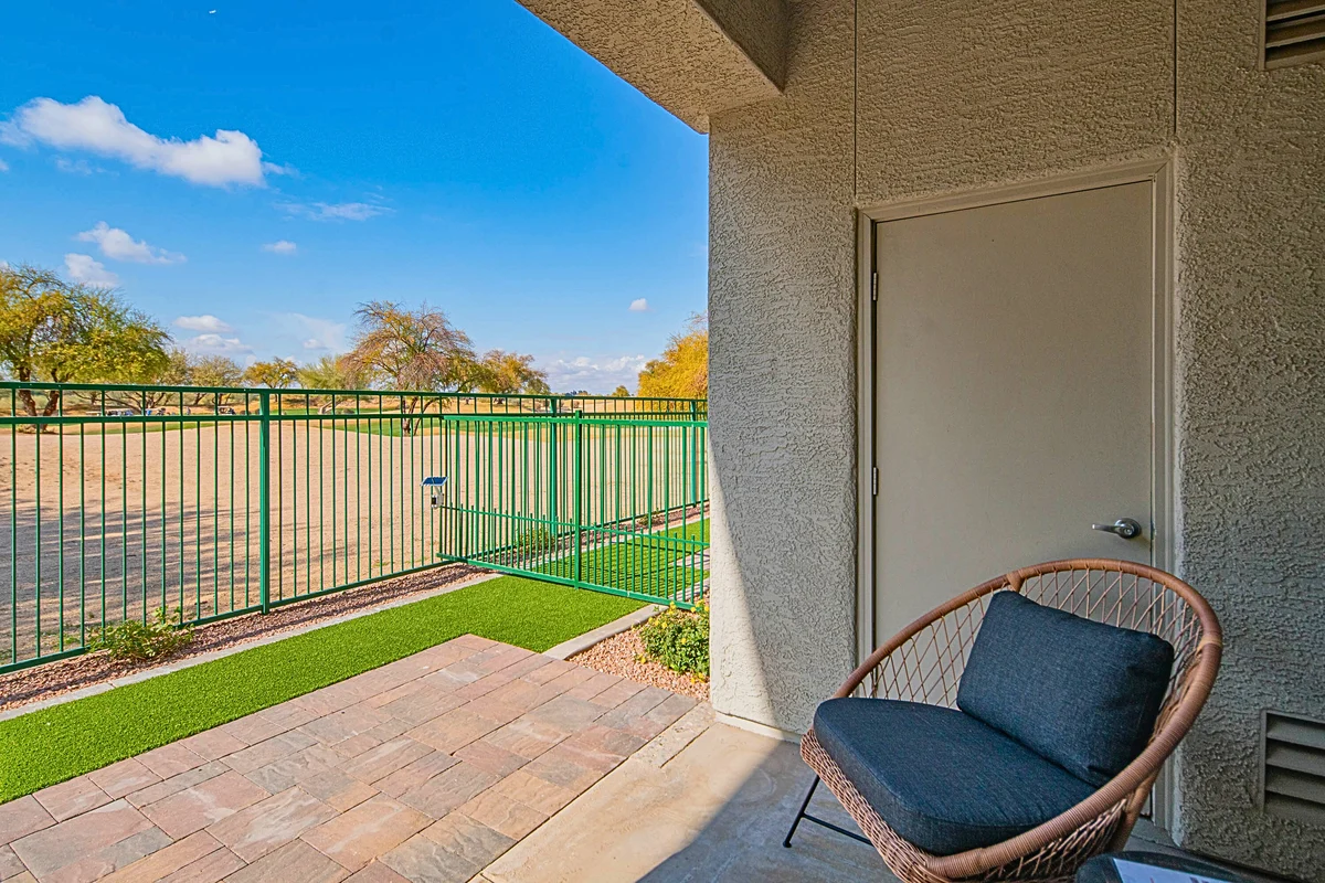Condo in Scottsdale property photo 4