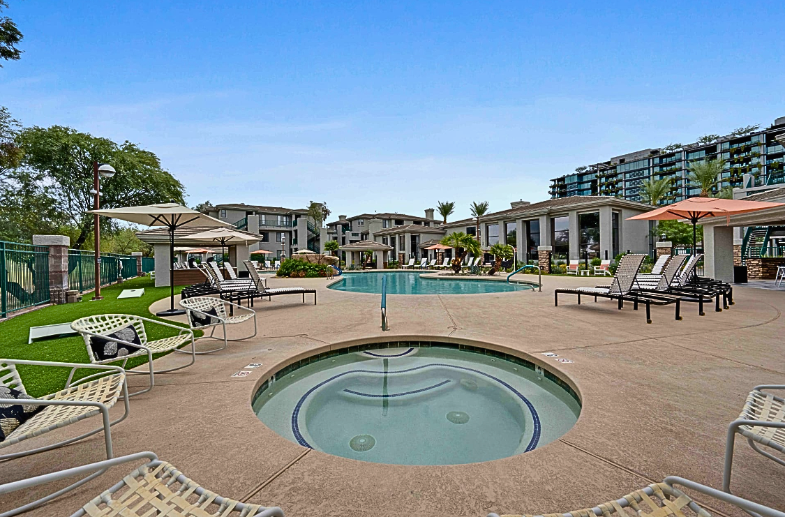 Condo in Scottsdale property photo 4