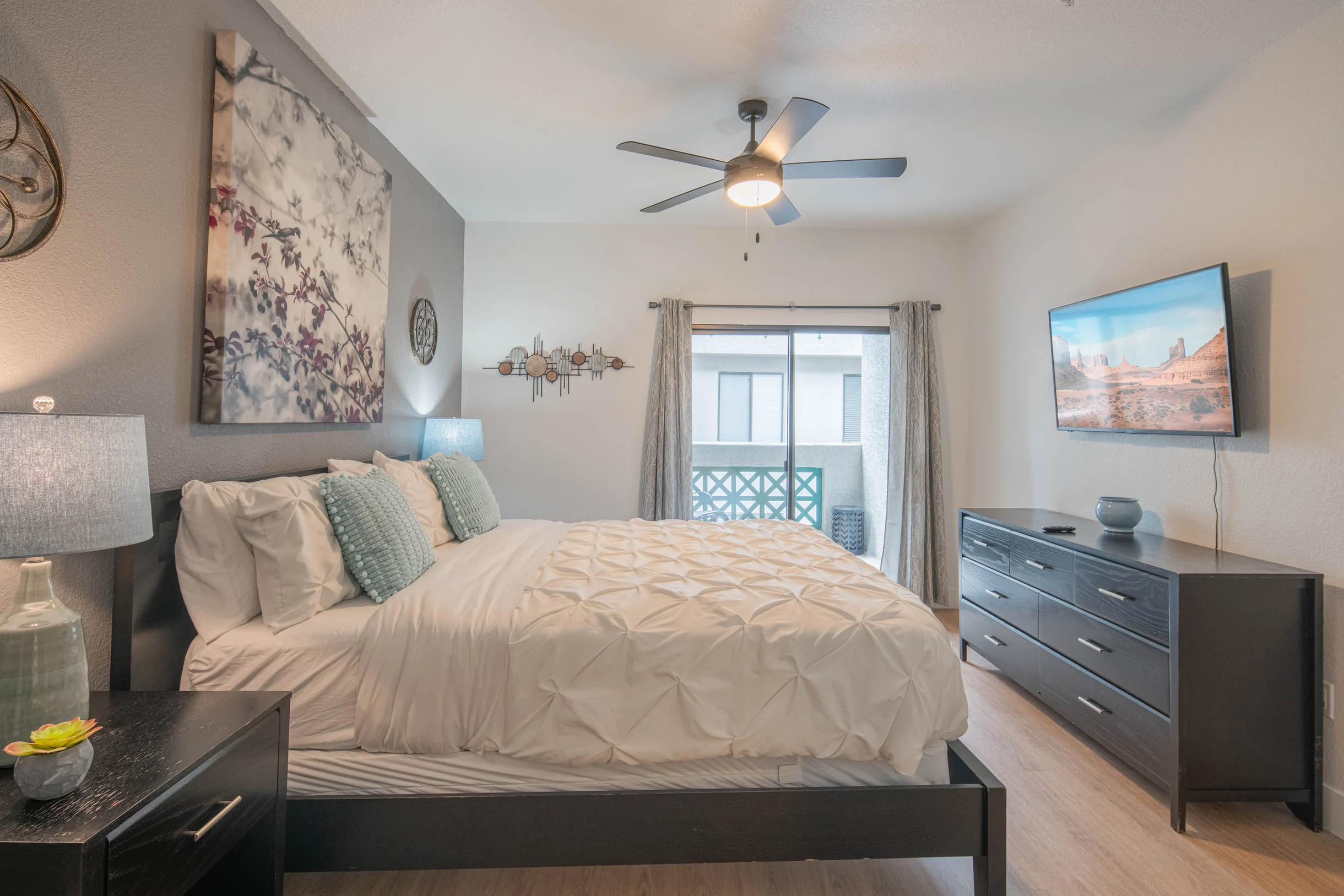 Condo in Scottsdale property photo 5
