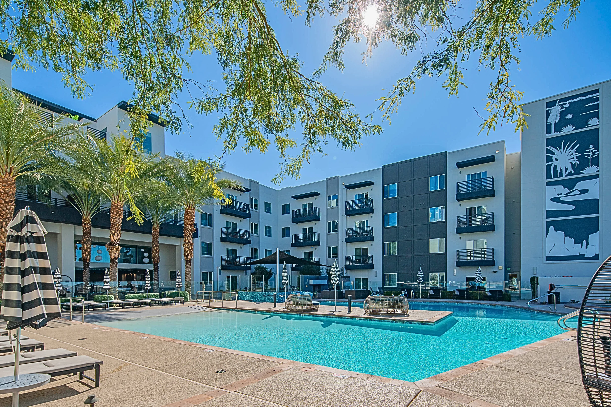 Condo in Phoenix property photo 5