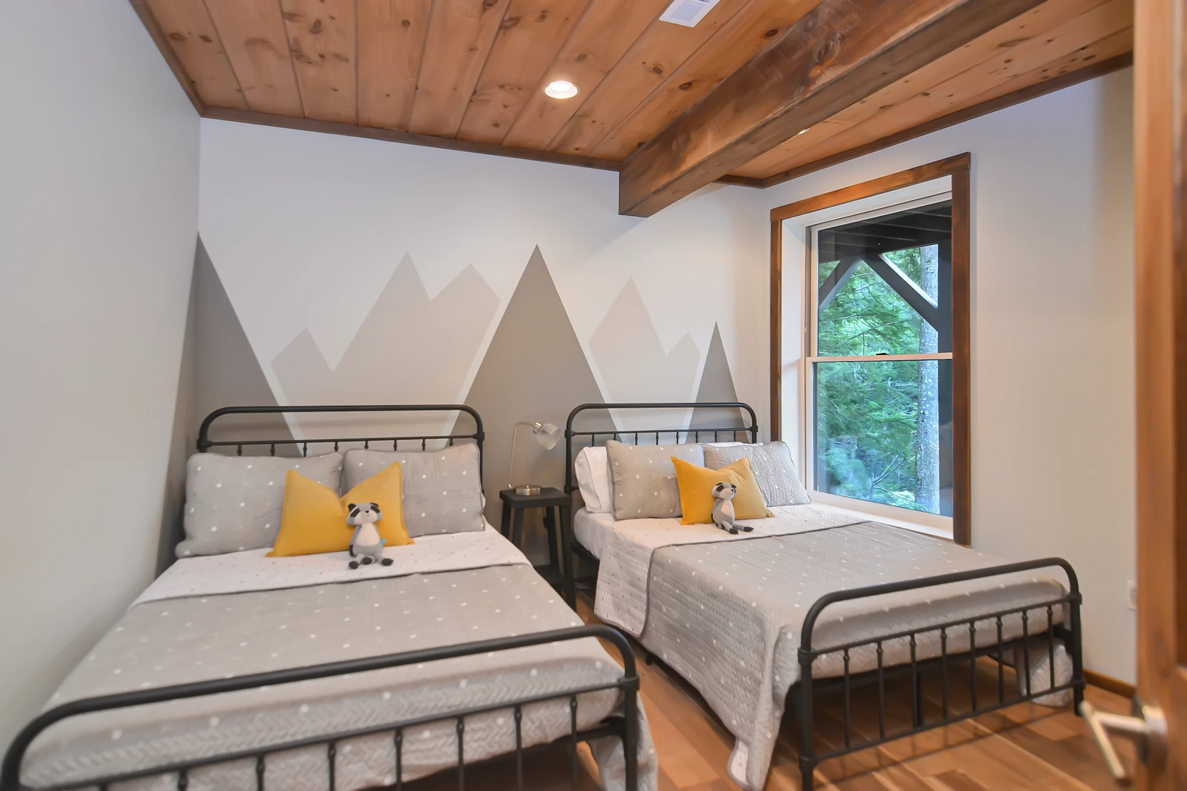 Toccoa Riverside Retreat #131