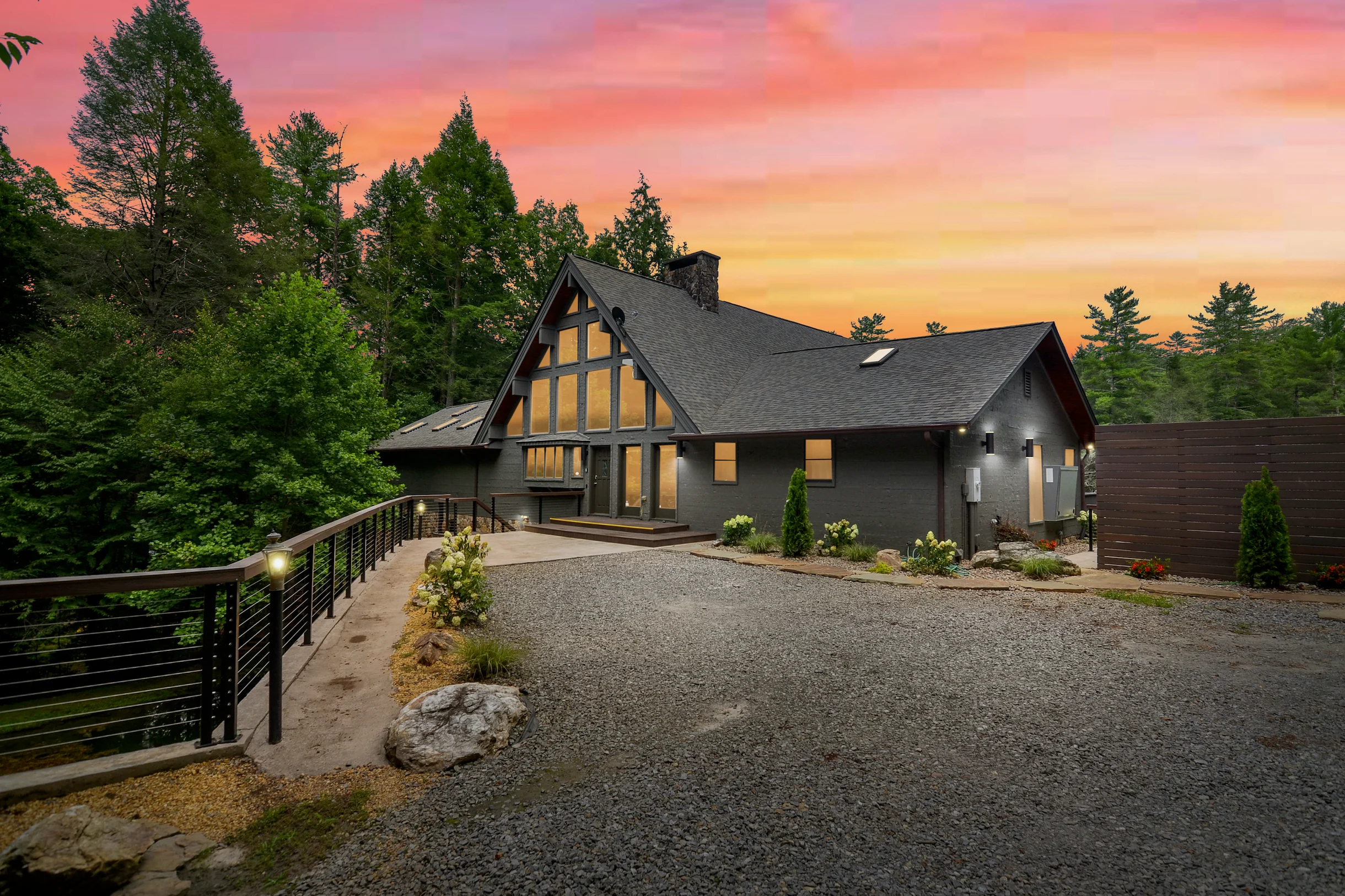 Toccoa Riverside Retreat #161