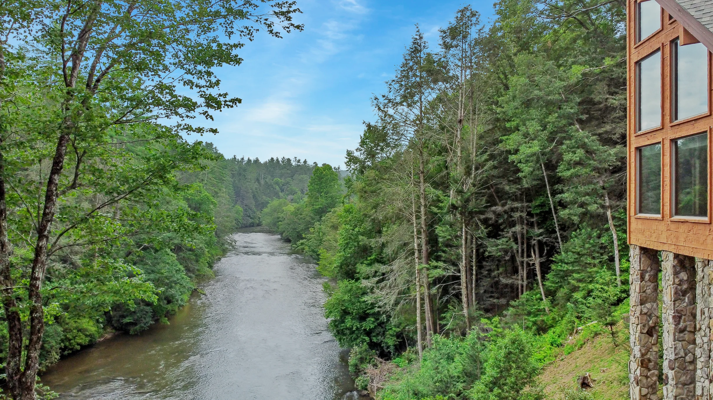 Toccoa Riverside Retreat #136