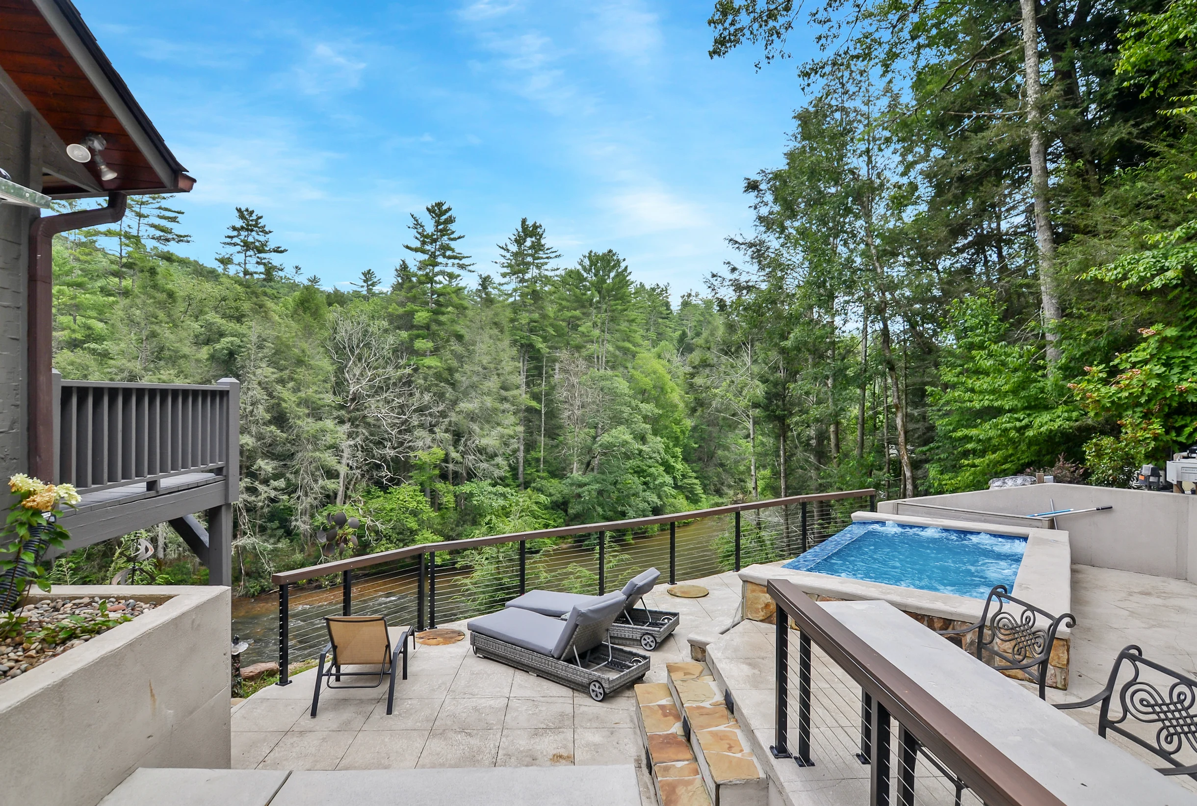 Toccoa Riverside Retreat #146