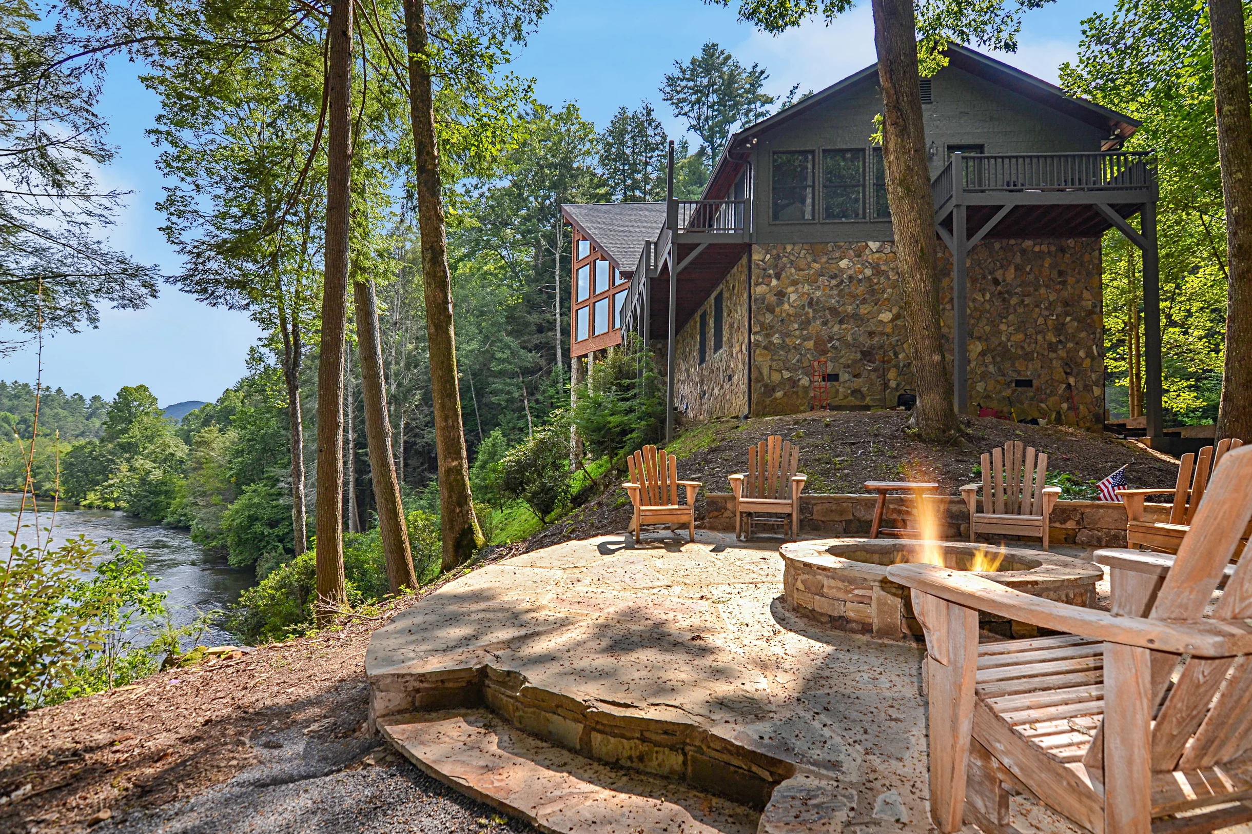 Toccoa Riverside Retreat #125