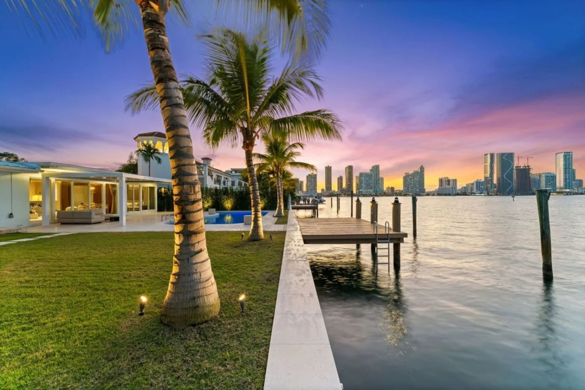 Miami Waterfront Villa w/ Pool, Spa & Sunset Views #34