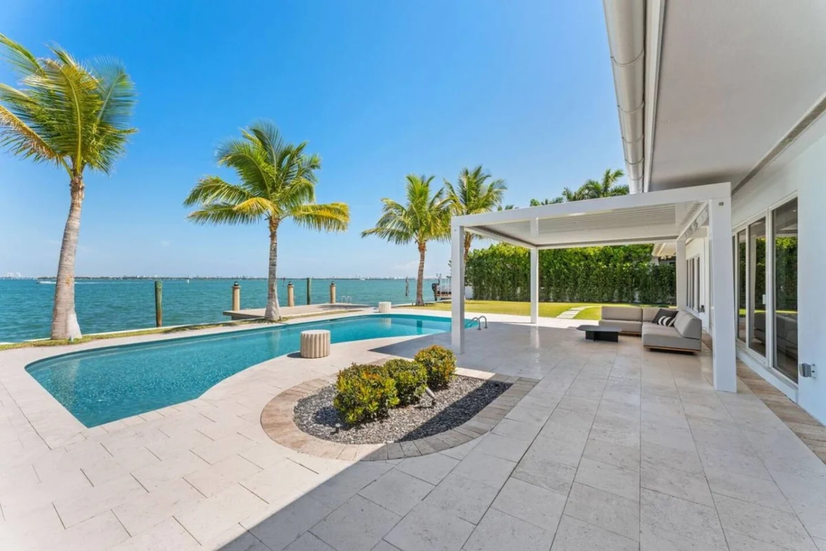 Miami Waterfront Villa w/ Pool, Spa & Sunset Views #60