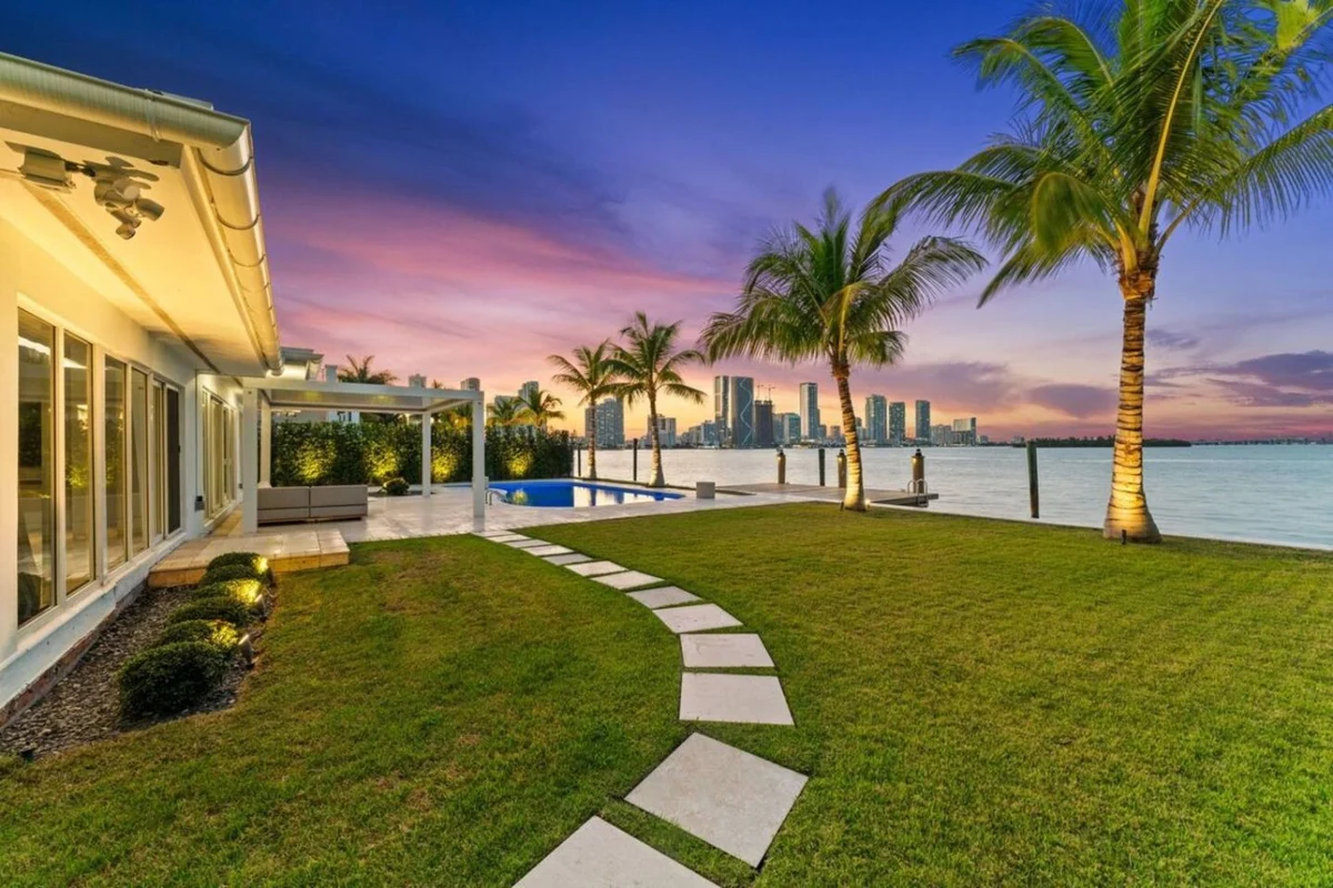 Miami Waterfront Villa w/ Pool, Spa & Sunset Views #38