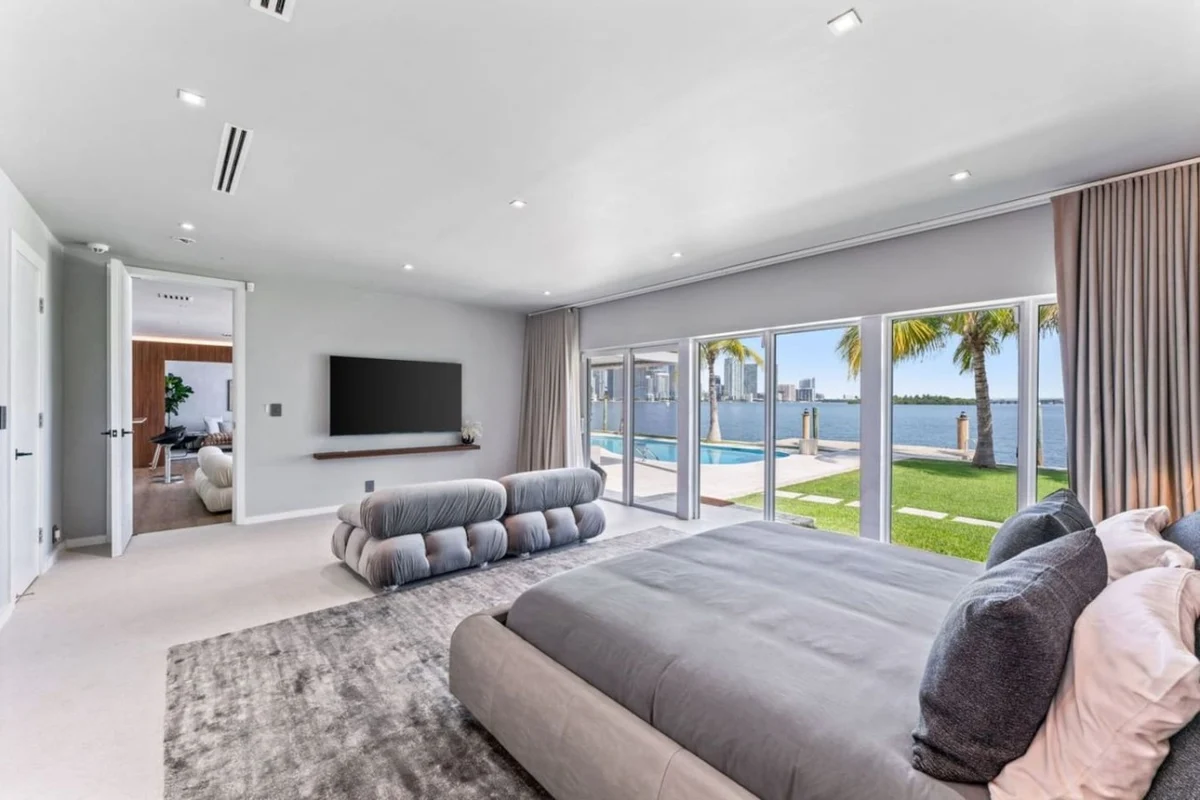 Miami Waterfront Villa w/ Pool, Spa & Sunset Views #40